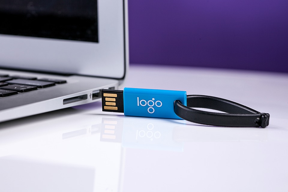 Four Reasons Why Your Company Needs Branded Merchandise